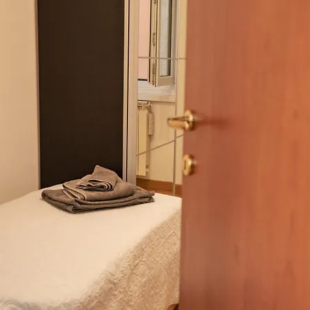 Апартаменты Roiano Cinque