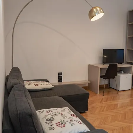 Апартаменты Roiano Cinque *